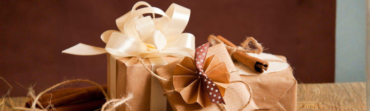 The "Carry-on Aesthetic" Holiday Gift Guide: 5 Travel Bag Essentials Trending on Pinterest & Google